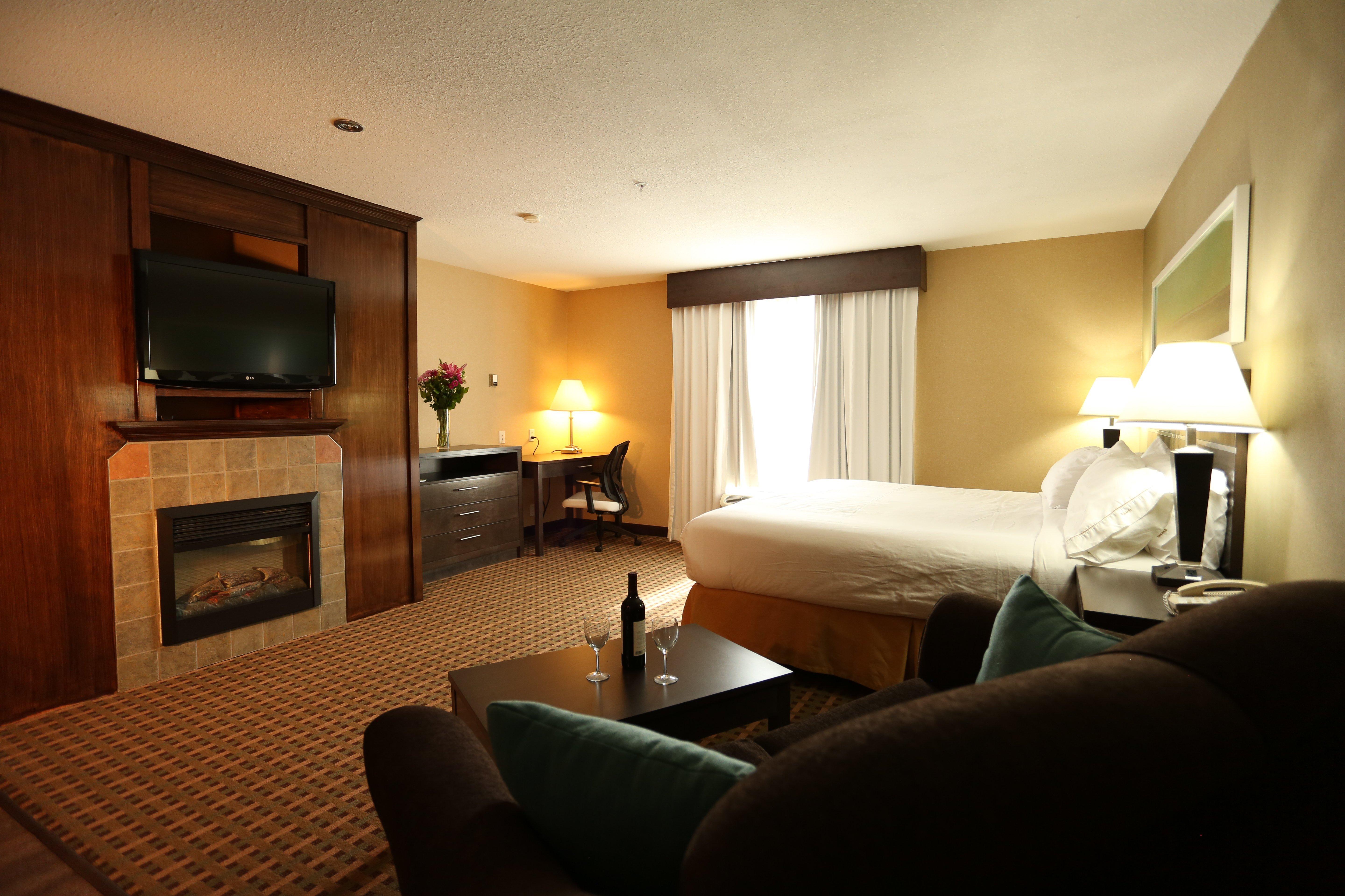 Holiday Inn Express Hotel & Suites Vernon By Ihg Exterior foto